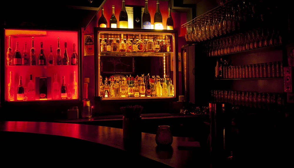 Les Gardiens du Temple Underground : La porte du WE Club